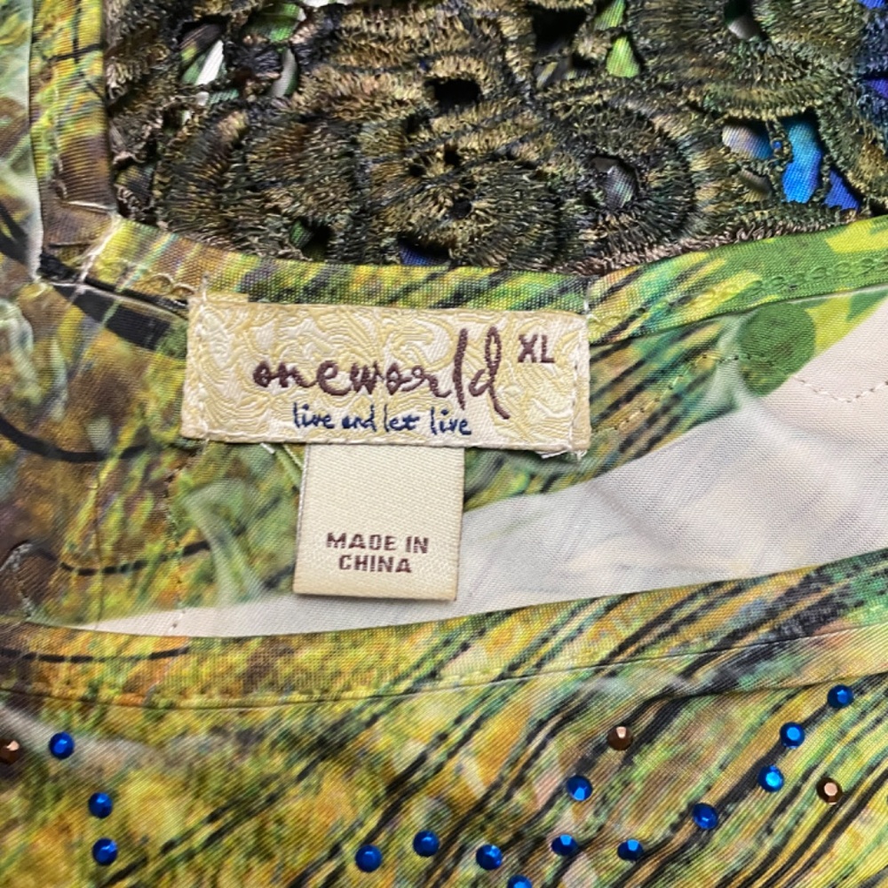 One World Green Blouse - Picture 7 of 11